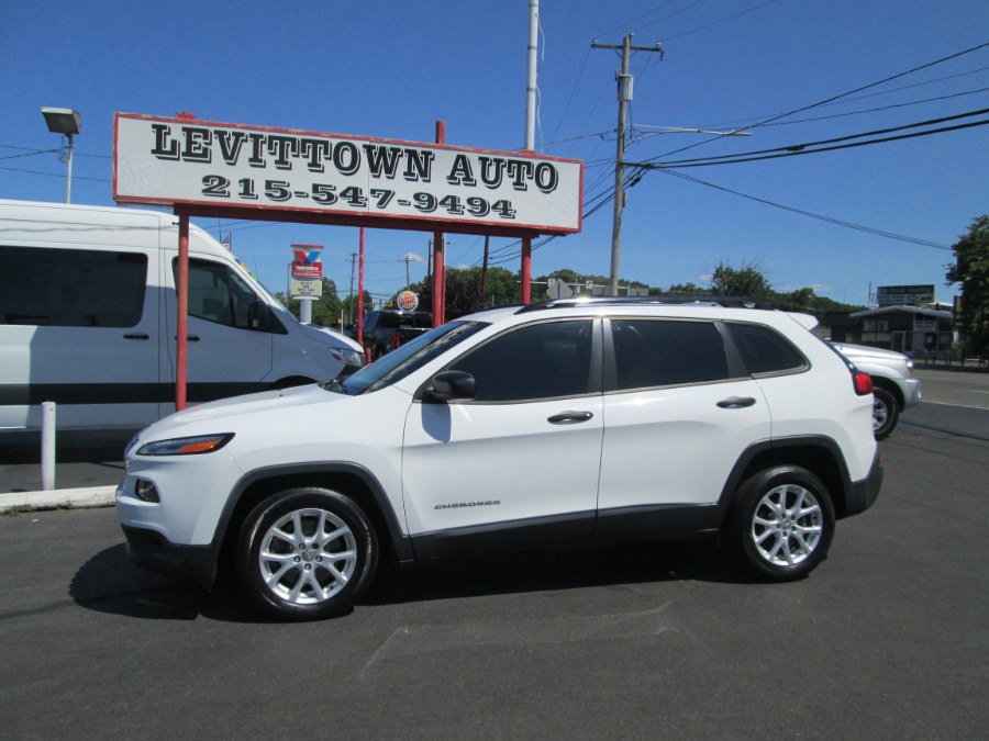 2016 Jeep Cherokee FWD 4dr Sport, available for sale in Levittown, Pennsylvania | Levittown Auto. Levittown, Pennsylvania