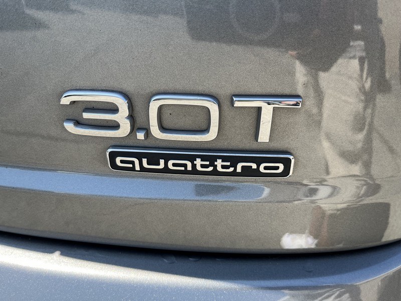 2018 Audi Q7 3.0 TFSI Prestige, available for sale in West Springfield, Massachusetts | Union Street Auto Sales. West Springfield, Massachusetts 2018 Audi Q7 3.0 TFSI Prestige, available for sale in West Springfield, Massachusetts | Union Street Auto Sales. West Springfield, Massachusetts