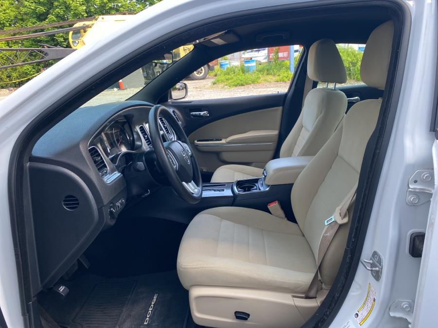 2014 Dodge Charger 4dr Sdn SE RWD, available for sale in Milford, Connecticut | Dealertown Auto Wholesalers. Milford, Connecticut 2014 Dodge Charger 4dr Sdn SE RWD, available for sale in Milford, Connecticut | Dealertown Auto Wholesalers. Milford, Connecticut