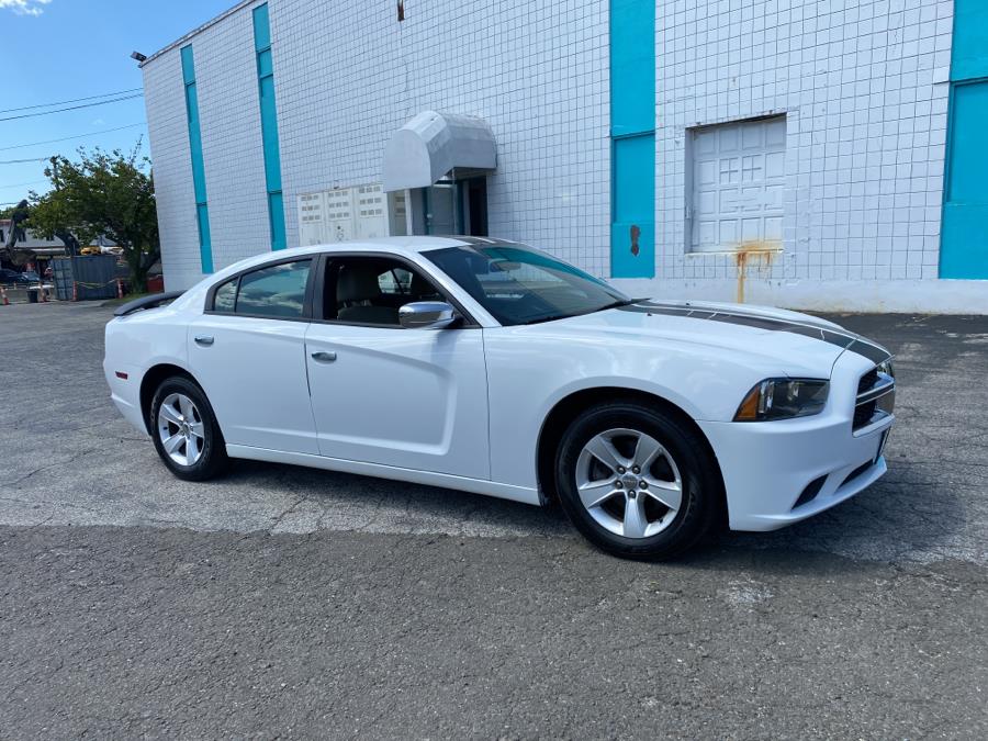 2014 Dodge Charger 4dr Sdn SE RWD, available for sale in Milford, Connecticut | Dealertown Auto Wholesalers. Milford, Connecticut 2014 Dodge Charger 4dr Sdn SE RWD, available for sale in Milford, Connecticut | Dealertown Auto Wholesalers. Milford, Connecticut