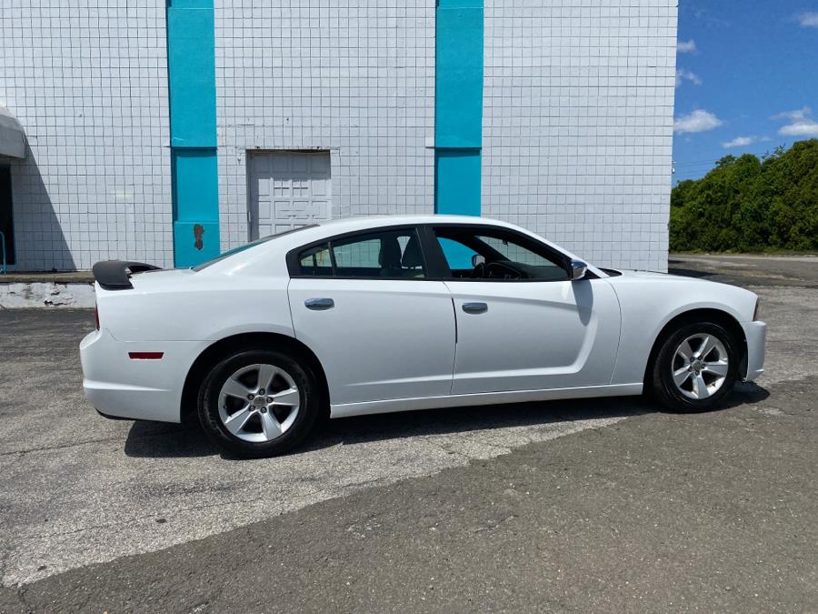 2014 Dodge Charger 4dr Sdn SE RWD, available for sale in Milford, Connecticut | Dealertown Auto Wholesalers. Milford, Connecticut 2014 Dodge Charger 4dr Sdn SE RWD, available for sale in Milford, Connecticut | Dealertown Auto Wholesalers. Milford, Connecticut