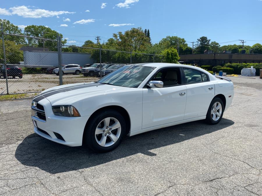 2014 Dodge Charger 4dr Sdn SE RWD, available for sale in Milford, Connecticut | Dealertown Auto Wholesalers. Milford, Connecticut 2014 Dodge Charger 4dr Sdn SE RWD, available for sale in Milford, Connecticut | Dealertown Auto Wholesalers. Milford, Connecticut