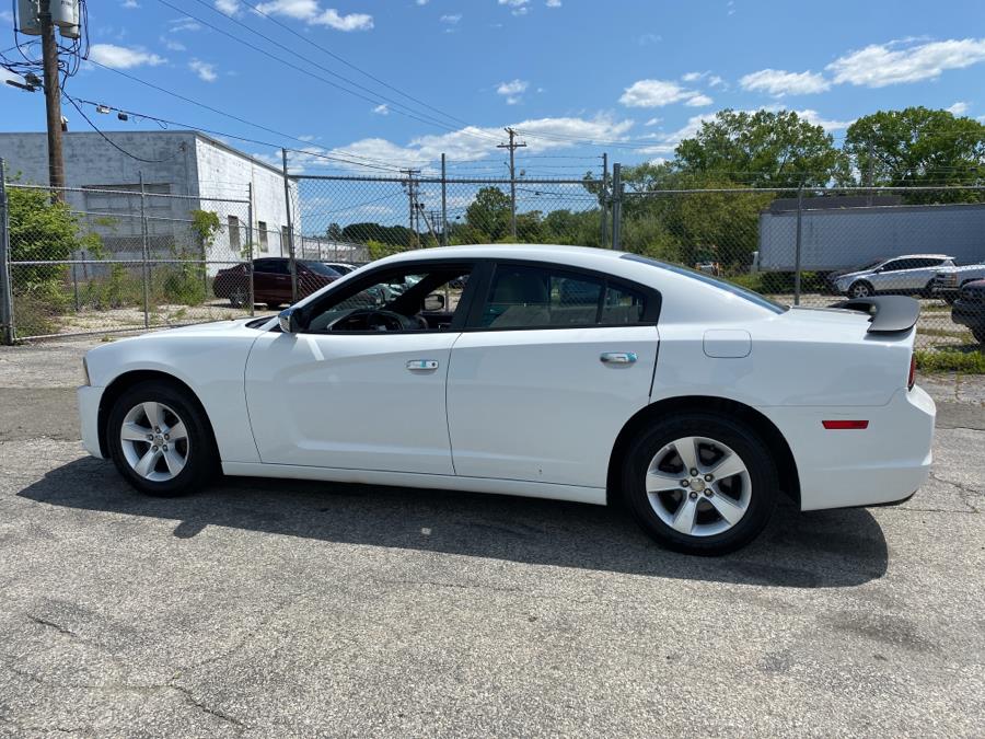 2014 Dodge Charger 4dr Sdn SE RWD, available for sale in Milford, Connecticut | Dealertown Auto Wholesalers. Milford, Connecticut 2014 Dodge Charger 4dr Sdn SE RWD, available for sale in Milford, Connecticut | Dealertown Auto Wholesalers. Milford, Connecticut