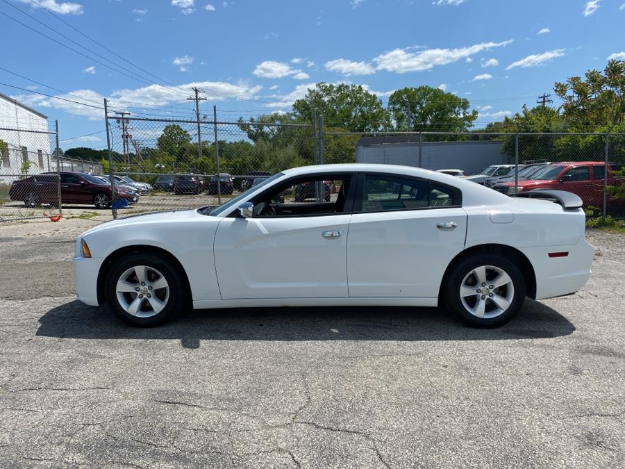 2014 Dodge Charger 4dr Sdn SE RWD, available for sale in Milford, Connecticut | Dealertown Auto Wholesalers. Milford, Connecticut 2014 Dodge Charger 4dr Sdn SE RWD, available for sale in Milford, Connecticut | Dealertown Auto Wholesalers. Milford, Connecticut