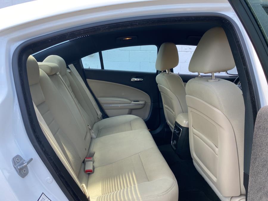 2014 Dodge Charger 4dr Sdn SE RWD, available for sale in Milford, Connecticut | Dealertown Auto Wholesalers. Milford, Connecticut 2014 Dodge Charger 4dr Sdn SE RWD, available for sale in Milford, Connecticut | Dealertown Auto Wholesalers. Milford, Connecticut