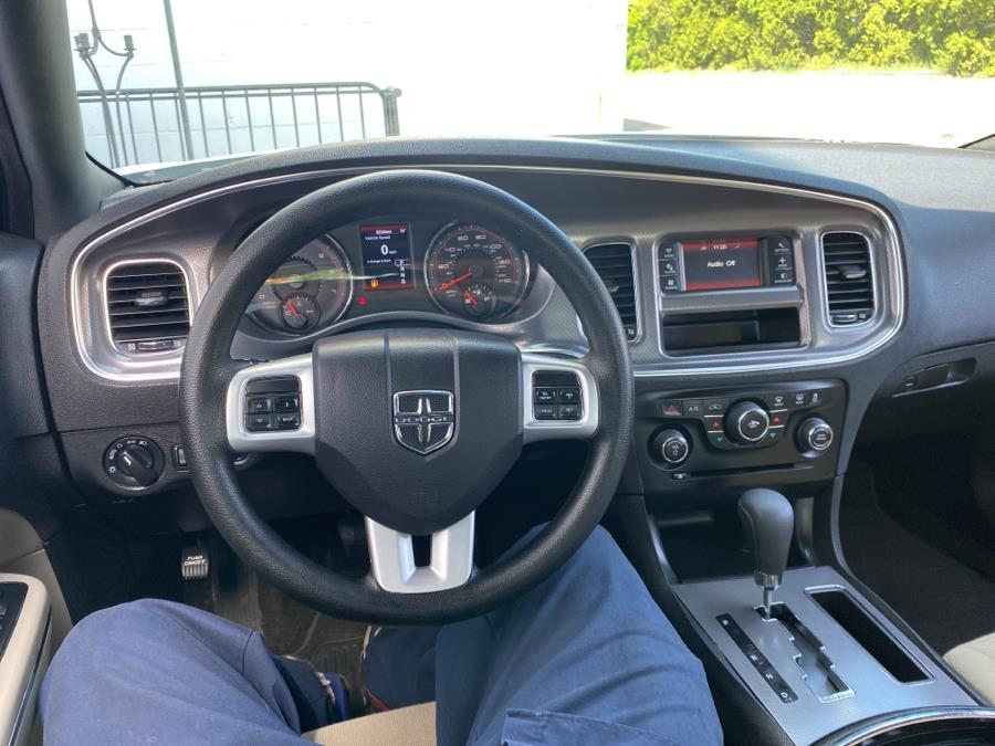 2014 Dodge Charger 4dr Sdn SE RWD, available for sale in Milford, Connecticut | Dealertown Auto Wholesalers. Milford, Connecticut 2014 Dodge Charger 4dr Sdn SE RWD, available for sale in Milford, Connecticut | Dealertown Auto Wholesalers. Milford, Connecticut