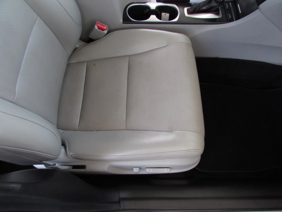 2017 Acura ILX Sedan w/Technology Plus Pkg, available for sale in Orlando, Florida | VIP Auto Enterprise, Inc. Orlando, Florida 2017 Acura ILX Sedan w/Technology Plus Pkg, available for sale in Orlando, Florida | VIP Auto Enterprise, Inc. Orlando, Florida