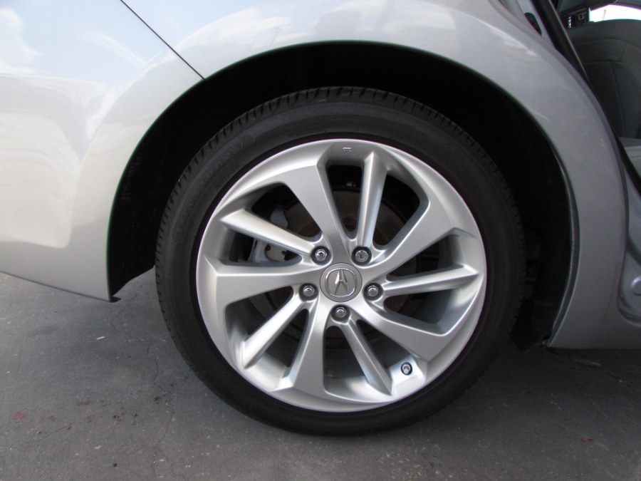 2017 Acura ILX Sedan w/Technology Plus Pkg, available for sale in Orlando, Florida | VIP Auto Enterprise, Inc. Orlando, Florida 2017 Acura ILX Sedan w/Technology Plus Pkg, available for sale in Orlando, Florida | VIP Auto Enterprise, Inc. Orlando, Florida