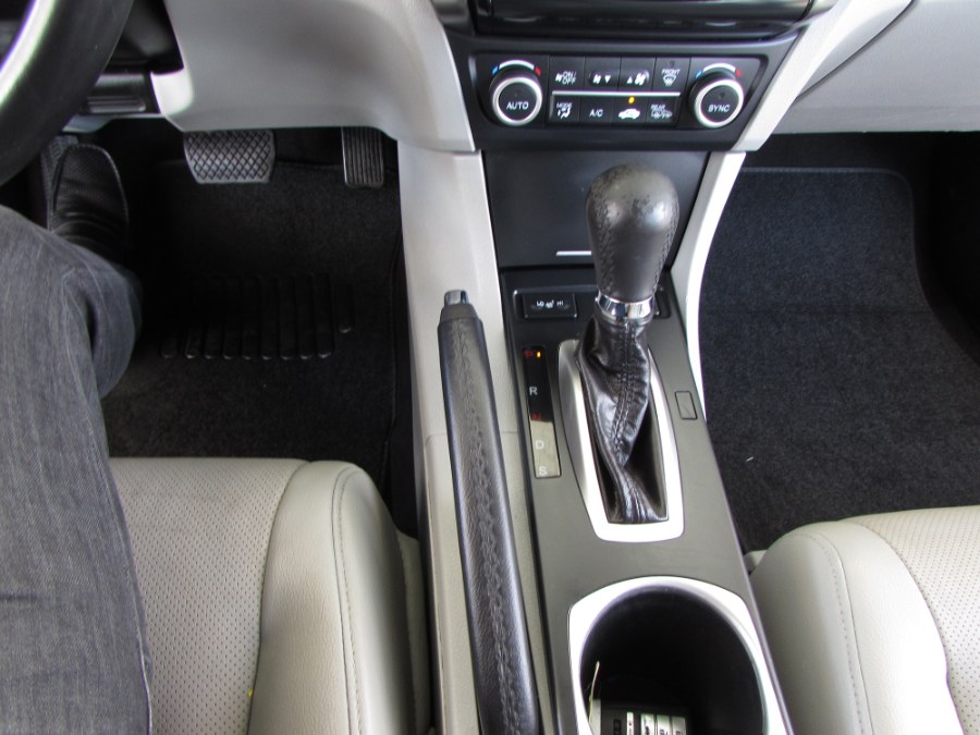 2017 Acura ILX Sedan w/Technology Plus Pkg, available for sale in Orlando, Florida | VIP Auto Enterprise, Inc. Orlando, Florida 2017 Acura ILX Sedan w/Technology Plus Pkg, available for sale in Orlando, Florida | VIP Auto Enterprise, Inc. Orlando, Florida