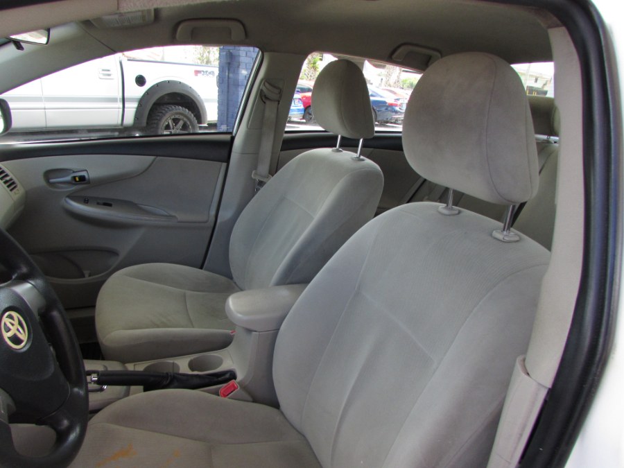 2013 Toyota Corolla 4dr Sdn Auto LE (Natl), available for sale in Orlando, Florida | VIP Auto Enterprise, Inc. Orlando, Florida 2013 Toyota Corolla 4dr Sdn Auto LE (Natl), available for sale in Orlando, Florida | VIP Auto Enterprise, Inc. Orlando, Florida