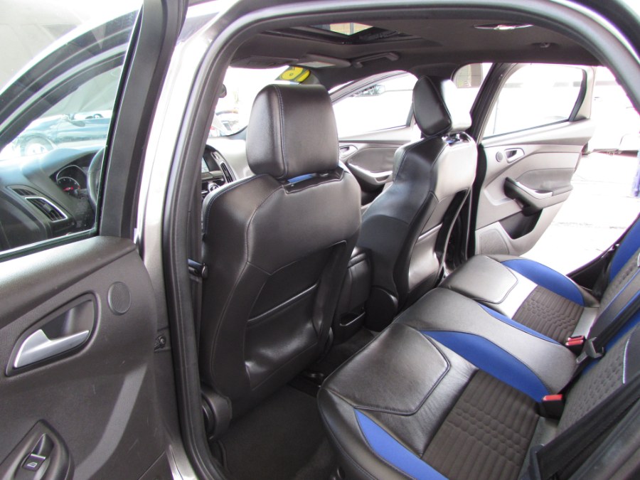 2016 Ford Focus 5dr HB ST, available for sale in Orlando, Florida | VIP Auto Enterprise, Inc. Orlando, Florida 2016 Ford Focus 5dr HB ST, available for sale in Orlando, Florida | VIP Auto Enterprise, Inc. Orlando, Florida
