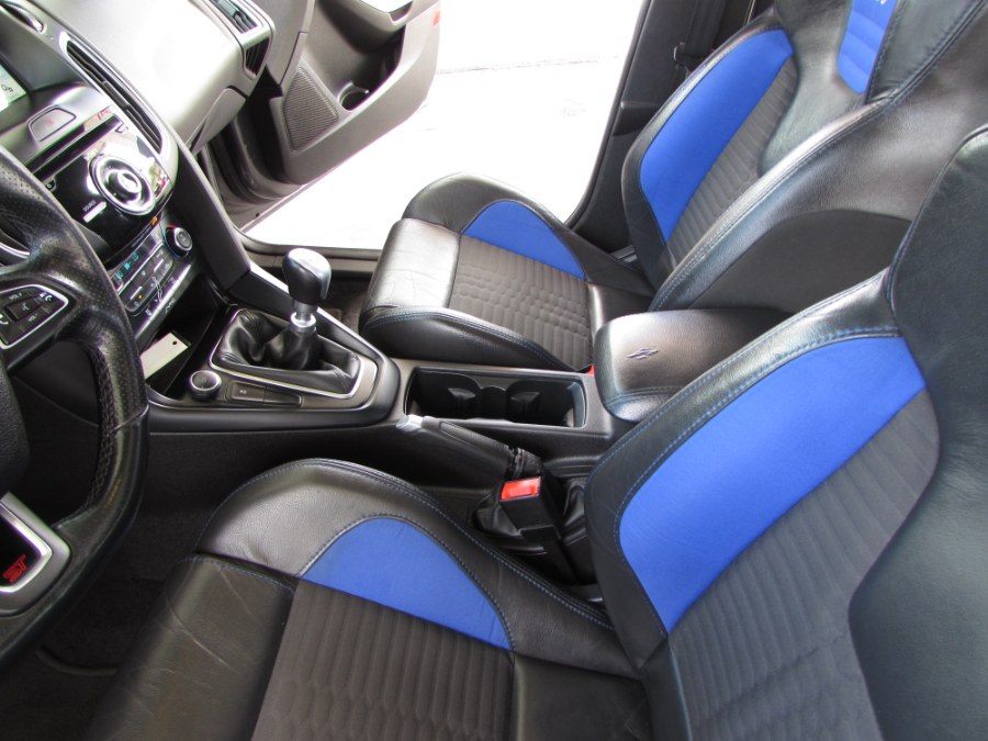 2016 Ford Focus 5dr HB ST, available for sale in Orlando, Florida | VIP Auto Enterprise, Inc. Orlando, Florida 2016 Ford Focus 5dr HB ST, available for sale in Orlando, Florida | VIP Auto Enterprise, Inc. Orlando, Florida
