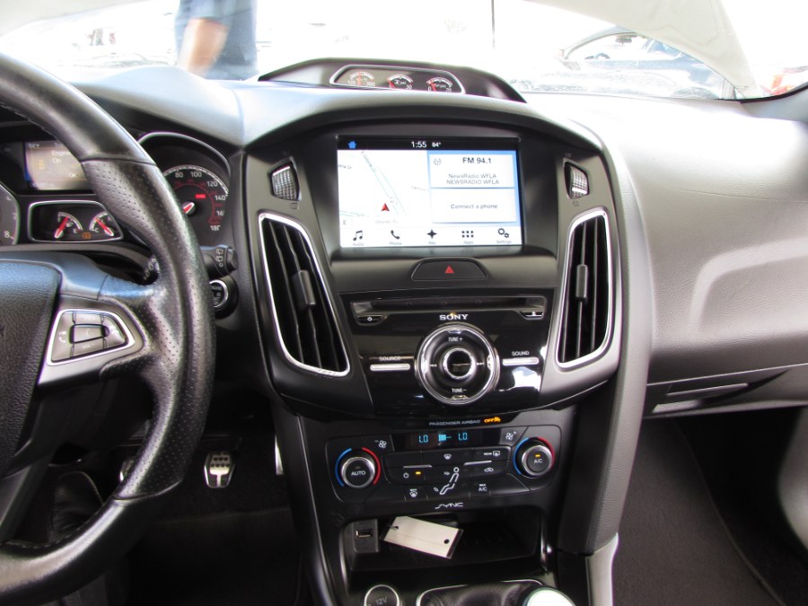 2016 Ford Focus 5dr HB ST, available for sale in Orlando, Florida | VIP Auto Enterprise, Inc. Orlando, Florida 2016 Ford Focus 5dr HB ST, available for sale in Orlando, Florida | VIP Auto Enterprise, Inc. Orlando, Florida