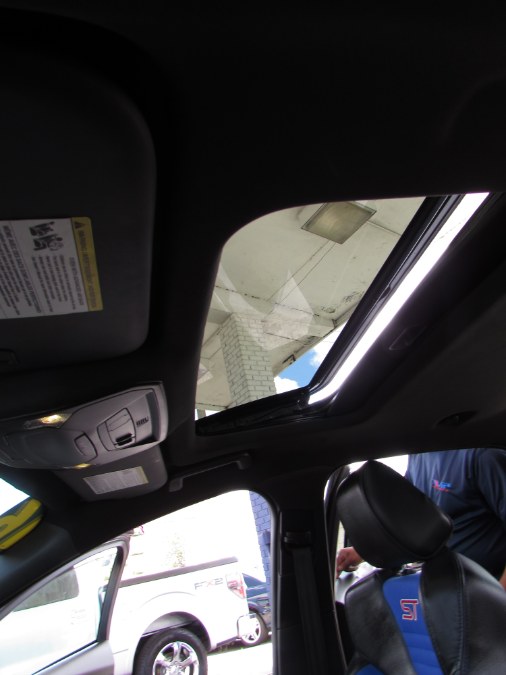 2016 Ford Focus 5dr HB ST, available for sale in Orlando, Florida | VIP Auto Enterprise, Inc. Orlando, Florida 2016 Ford Focus 5dr HB ST, available for sale in Orlando, Florida | VIP Auto Enterprise, Inc. Orlando, Florida