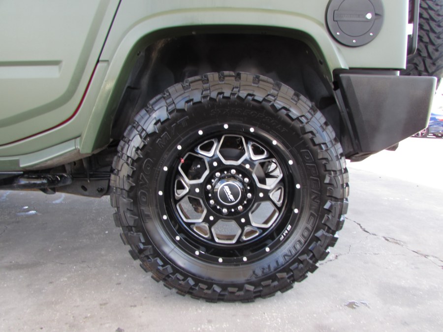 2006 HUMMER H2 4dr Wgn 4WD SUT, available for sale in Orlando, Florida | VIP Auto Enterprise, Inc. Orlando, Florida 2006 HUMMER H2 4dr Wgn 4WD SUT, available for sale in Orlando, Florida | VIP Auto Enterprise, Inc. Orlando, Florida