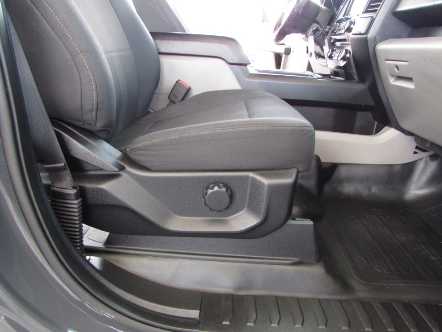 2017 Ford F-150 XL 4WD SuperCrew 5.5'' Box, available for sale in Orlando, Florida | VIP Auto Enterprise, Inc. Orlando, Florida 2017 Ford F-150 XL 4WD SuperCrew 5.5'' Box, available for sale in Orlando, Florida | VIP Auto Enterprise, Inc. Orlando, Florida