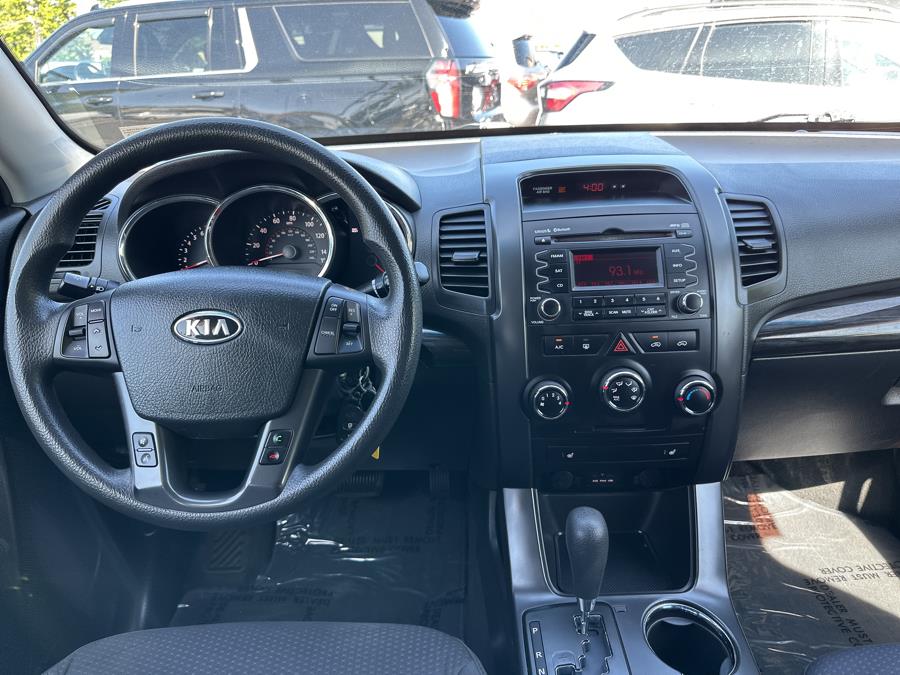 2011 Kia Sorento AWD 4dr I4 LX, available for sale in Little Ferry, New Jersey | Victoria Preowned Autos Inc. Little Ferry, New Jersey 2011 Kia Sorento AWD 4dr I4 LX, available for sale in Little Ferry, New Jersey | Victoria Preowned Autos Inc. Little Ferry, New Jersey