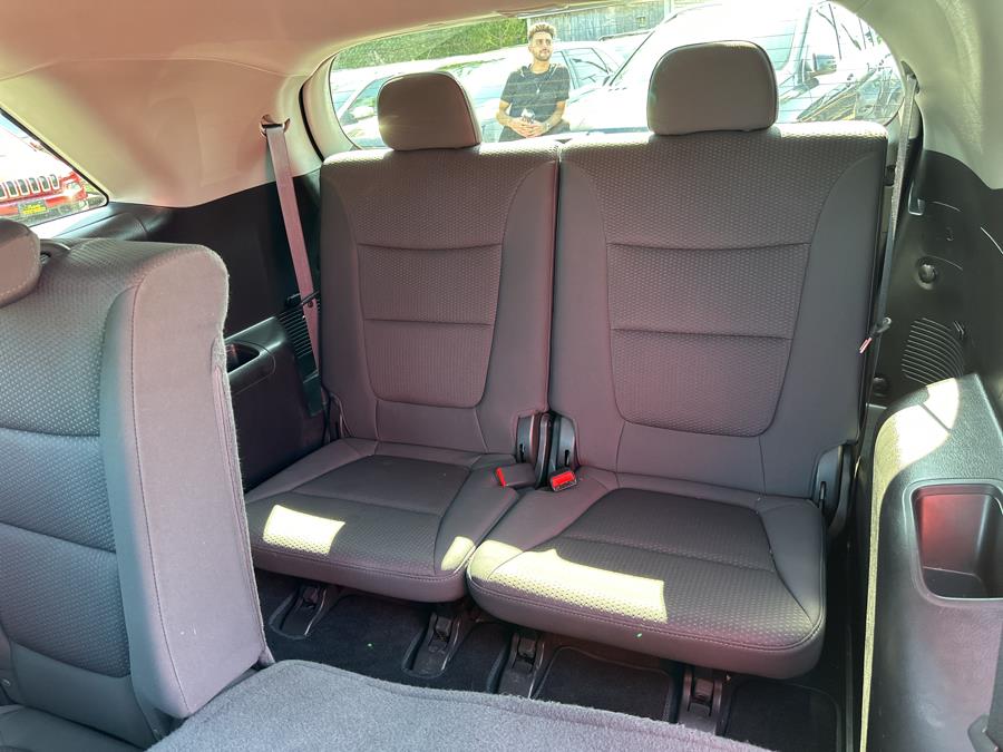 2011 Kia Sorento AWD 4dr I4 LX, available for sale in Little Ferry, New Jersey | Victoria Preowned Autos Inc. Little Ferry, New Jersey 2011 Kia Sorento AWD 4dr I4 LX, available for sale in Little Ferry, New Jersey | Victoria Preowned Autos Inc. Little Ferry, New Jersey
