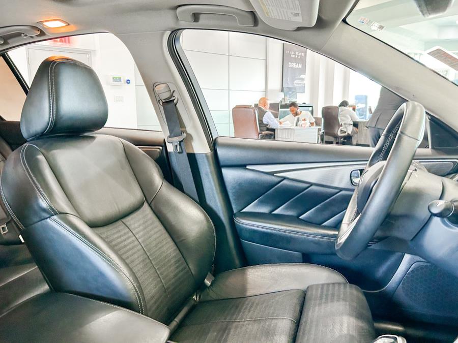 2019 INFINITI Q50 3.0t SIGNATURE EDITION AWD, available for sale in Franklin Square, New York | Luxury Motor Club. Franklin Square, New York 2019 INFINITI Q50 3.0t SIGNATURE EDITION AWD, available for sale in Franklin Square, New York | Luxury Motor Club. Franklin Square, New York