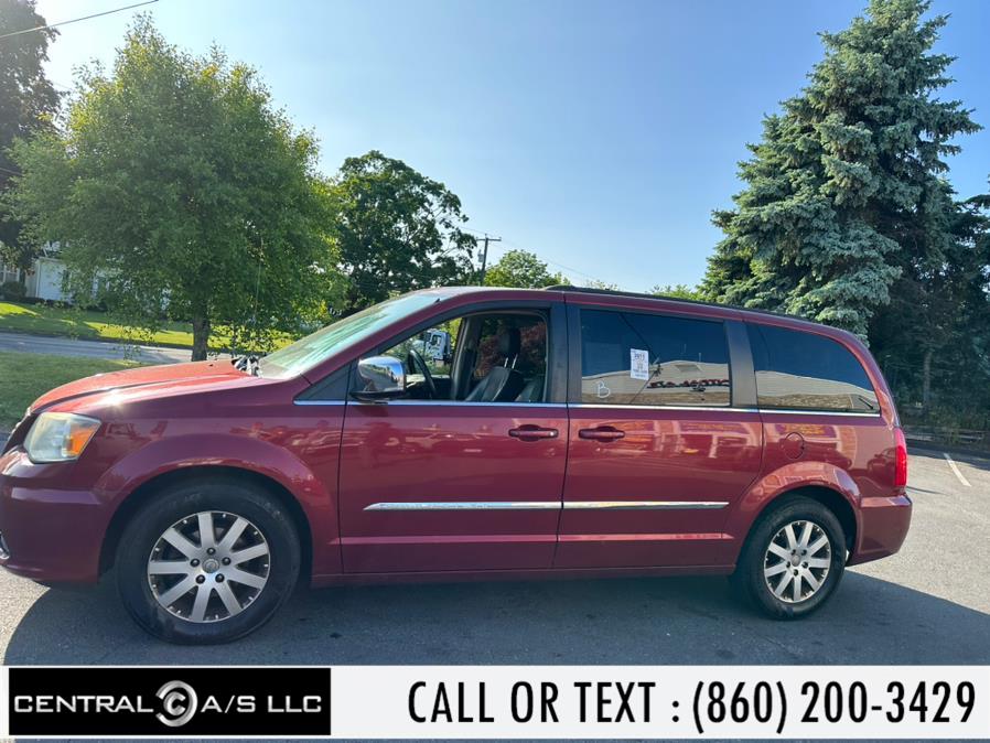 2011 Chrysler Town & Country 4dr Wgn Touring-L, available for sale in East Windsor, Connecticut | Central A/S LLC. East Windsor, Connecticut 2011 Chrysler Town & Country 4dr Wgn Touring-L, available for sale in East Windsor, Connecticut | Central A/S LLC. East Windsor, Connecticut