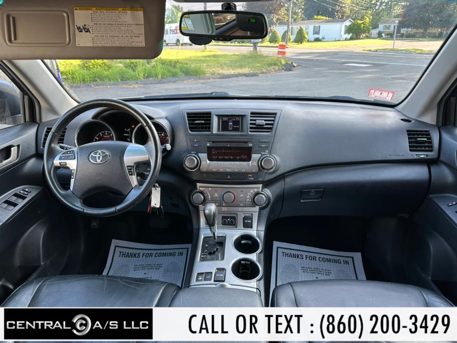 2012 Toyota Highlander 4WD 4dr V6 (Natl), available for sale in East Windsor, Connecticut | Central A/S LLC. East Windsor, Connecticut 2012 Toyota Highlander 4WD 4dr V6 (Natl), available for sale in East Windsor, Connecticut | Central A/S LLC. East Windsor, Connecticut