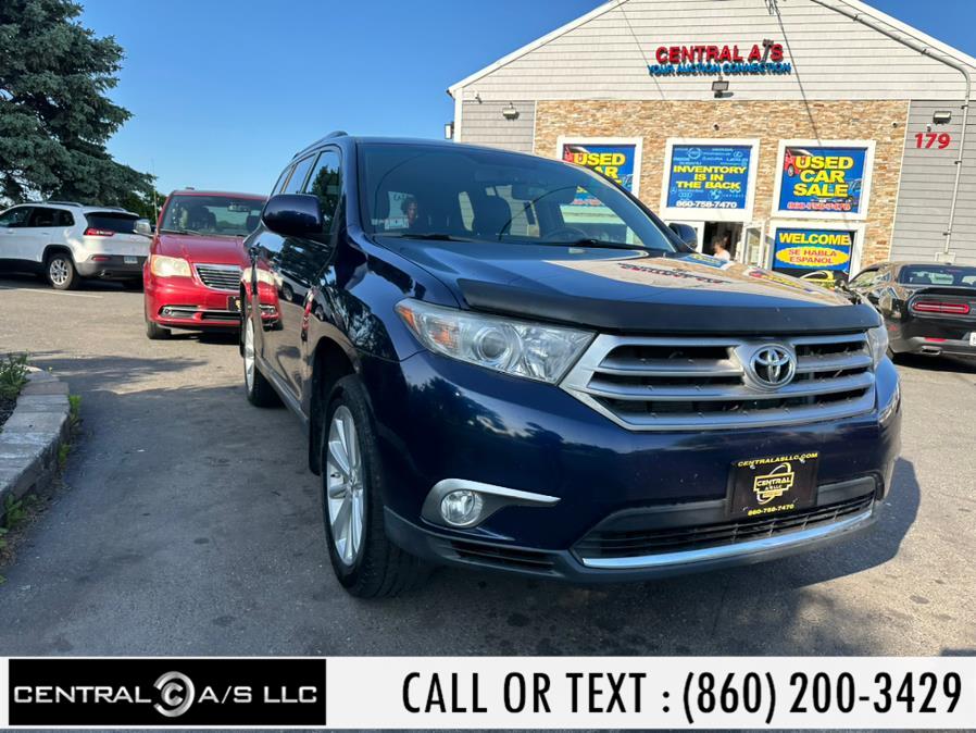 2012 Toyota Highlander 4WD 4dr V6 (Natl), available for sale in East Windsor, Connecticut | Central A/S LLC. East Windsor, Connecticut 2012 Toyota Highlander 4WD 4dr V6 (Natl), available for sale in East Windsor, Connecticut | Central A/S LLC. East Windsor, Connecticut