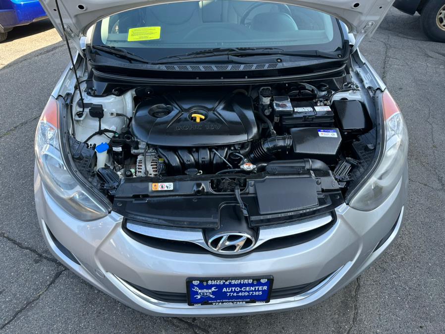 2012 Hyundai Elantra 4dr Sdn Auto Limited, available for sale in Taunton, Massachusetts | Rt 138 Auto Center Inc . Taunton, Massachusetts 2012 Hyundai Elantra 4dr Sdn Auto Limited, available for sale in Taunton, Massachusetts | Rt 138 Auto Center Inc . Taunton, Massachusetts