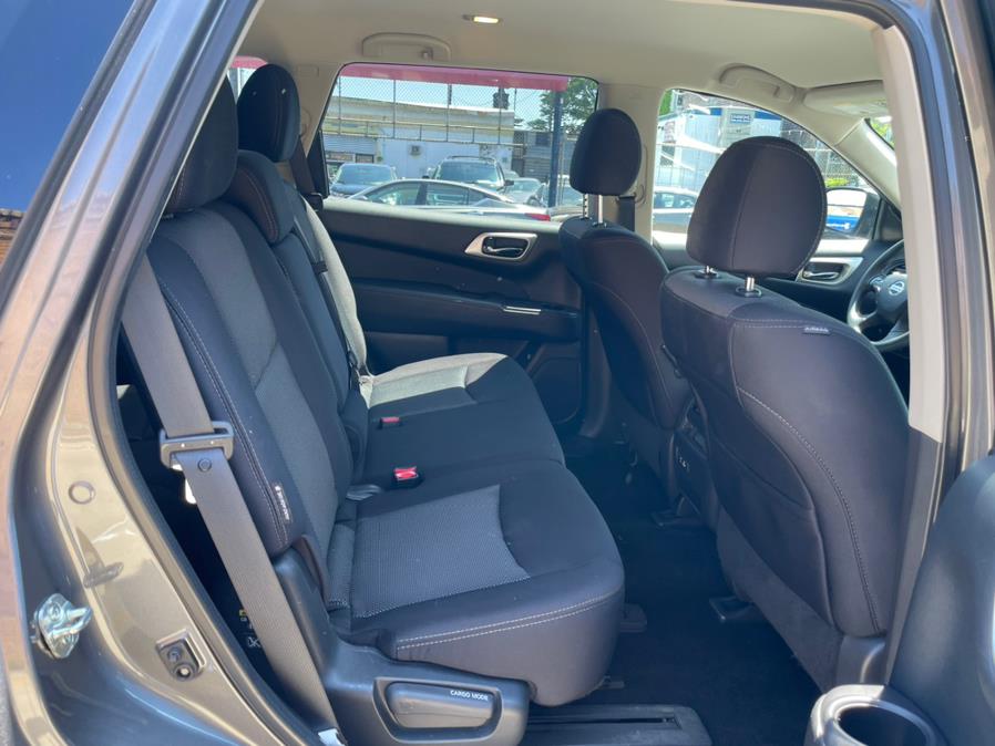 2019 Nissan Pathfinder 4x4 S, available for sale in Brooklyn, New York | Worlds Best Auto Inc. Brooklyn, New York 2019 Nissan Pathfinder 4x4 S, available for sale in Brooklyn, New York | Worlds Best Auto Inc. Brooklyn, New York