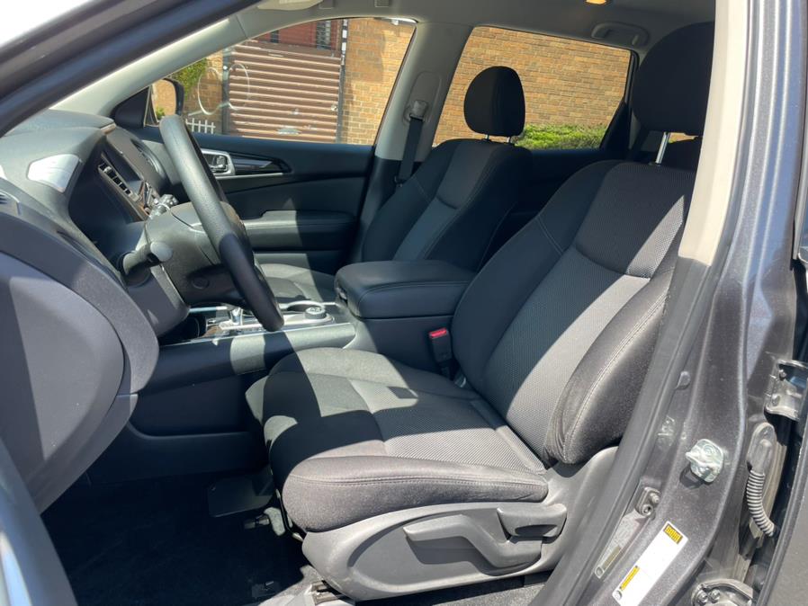2019 Nissan Pathfinder 4x4 S, available for sale in Brooklyn, New York | Worlds Best Auto Inc. Brooklyn, New York 2019 Nissan Pathfinder 4x4 S, available for sale in Brooklyn, New York | Worlds Best Auto Inc. Brooklyn, New York