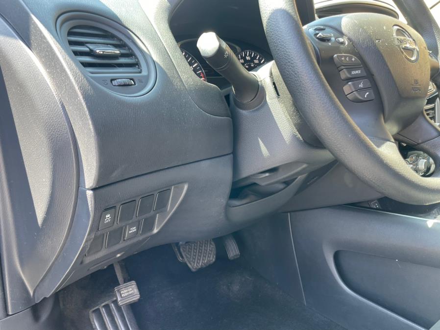 2019 Nissan Pathfinder 4x4 S, available for sale in Brooklyn, New York | Worlds Best Auto Inc. Brooklyn, New York 2019 Nissan Pathfinder 4x4 S, available for sale in Brooklyn, New York | Worlds Best Auto Inc. Brooklyn, New York
