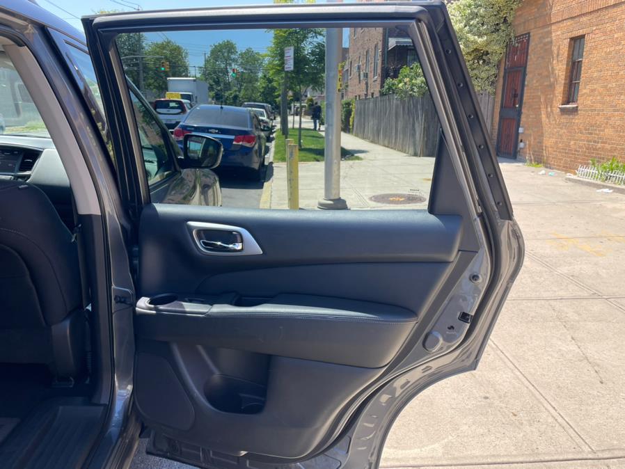 2019 Nissan Pathfinder 4x4 S, available for sale in Brooklyn, New York | Worlds Best Auto Inc. Brooklyn, New York 2019 Nissan Pathfinder 4x4 S, available for sale in Brooklyn, New York | Worlds Best Auto Inc. Brooklyn, New York