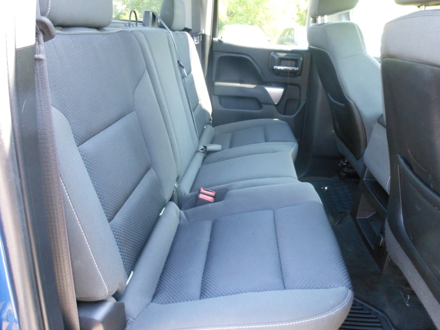 2015 Chevrolet Silverado 1500 4WD Double Cab 143.5" LT w/1LT, available for sale in Yantic, Connecticut | Yantic Auto Center. Yantic, Connecticut 2015 Chevrolet Silverado 1500 4WD Double Cab 143.5" LT w/1LT, available for sale in Yantic, Connecticut | Yantic Auto Center. Yantic, Connecticut