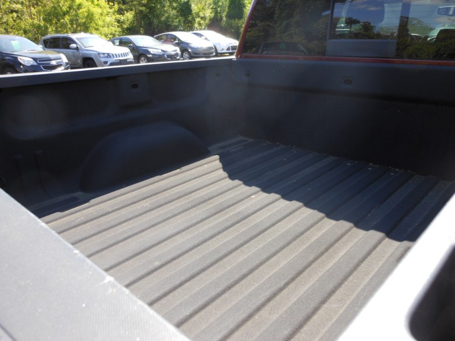 2015 Chevrolet Silverado 1500 4WD Crew Cab 143.5" LT w/1LT, available for sale in Yantic, Connecticut | Yantic Auto Center. Yantic, Connecticut 2015 Chevrolet Silverado 1500 4WD Crew Cab 143.5" LT w/1LT, available for sale in Yantic, Connecticut | Yantic Auto Center. Yantic, Connecticut