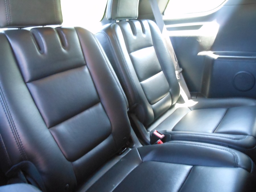 2013 Ford Explorer 4WD 4dr XLT, available for sale in Yantic, Connecticut | Yantic Auto Center. Yantic, Connecticut 2013 Ford Explorer 4WD 4dr XLT, available for sale in Yantic, Connecticut | Yantic Auto Center. Yantic, Connecticut