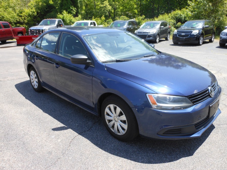 2014 Volkswagen Jetta Sedan 4dr Auto S, available for sale in Yantic, Connecticut | Yantic Auto Center. Yantic, Connecticut