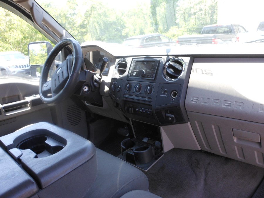 2009 Ford Super Duty F-250 SRW 4WD Reg Cab 137" XLT, available for sale in Yantic, Connecticut | Yantic Auto Center. Yantic, Connecticut 2009 Ford Super Duty F-250 SRW 4WD Reg Cab 137" XLT, available for sale in Yantic, Connecticut | Yantic Auto Center. Yantic, Connecticut
