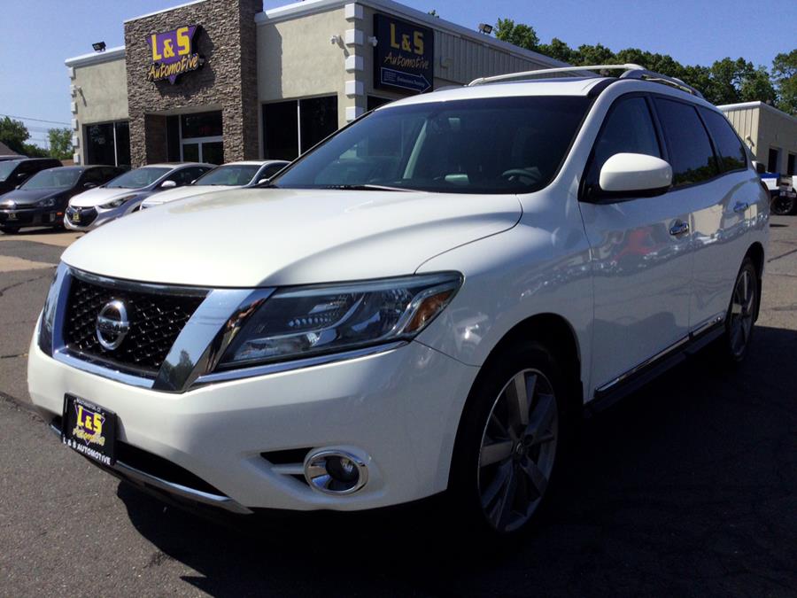 2014 Nissan Pathfinder 4WD 4dr Platinum, available for sale in Plantsville, Connecticut | L&S Automotive LLC. Plantsville, Connecticut