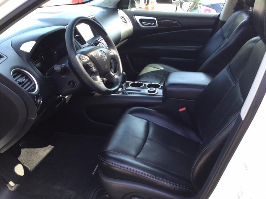2014 Nissan Pathfinder 4WD 4dr Platinum, available for sale in Plantsville, Connecticut | L&S Automotive LLC. Plantsville, Connecticut 2014 Nissan Pathfinder 4WD 4dr Platinum, available for sale in Plantsville, Connecticut | L&S Automotive LLC. Plantsville, Connecticut