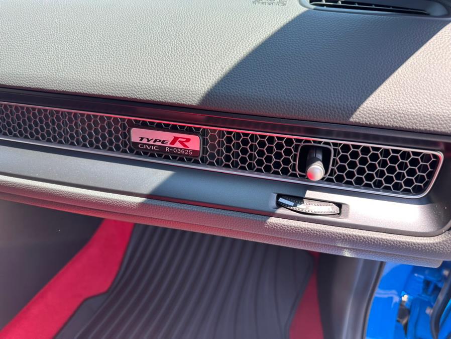 2023 Honda Civic Type R Manual, available for sale in South Windsor, Connecticut | Mike And Tony Auto Sales, Inc. South Windsor, Connecticut 2023 Honda Civic Type R Manual, available for sale in South Windsor, Connecticut | Mike And Tony Auto Sales, Inc. South Windsor, Connecticut