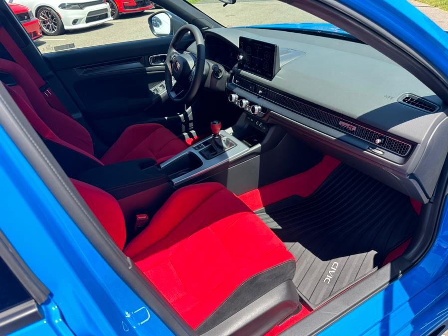 2023 Honda Civic Type R Manual, available for sale in South Windsor, Connecticut | Mike And Tony Auto Sales, Inc. South Windsor, Connecticut 2023 Honda Civic Type R Manual, available for sale in South Windsor, Connecticut | Mike And Tony Auto Sales, Inc. South Windsor, Connecticut