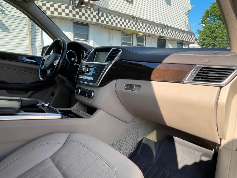 2016 Mercedes-Benz GL 4MATIC 4dr GL 450, available for sale in Newark , New Jersey | Champion Used Auto Sales 2. Newark , New Jersey 2016 Mercedes-Benz GL 4MATIC 4dr GL 450, available for sale in Newark , New Jersey | Champion Used Auto Sales 2. Newark , New Jersey