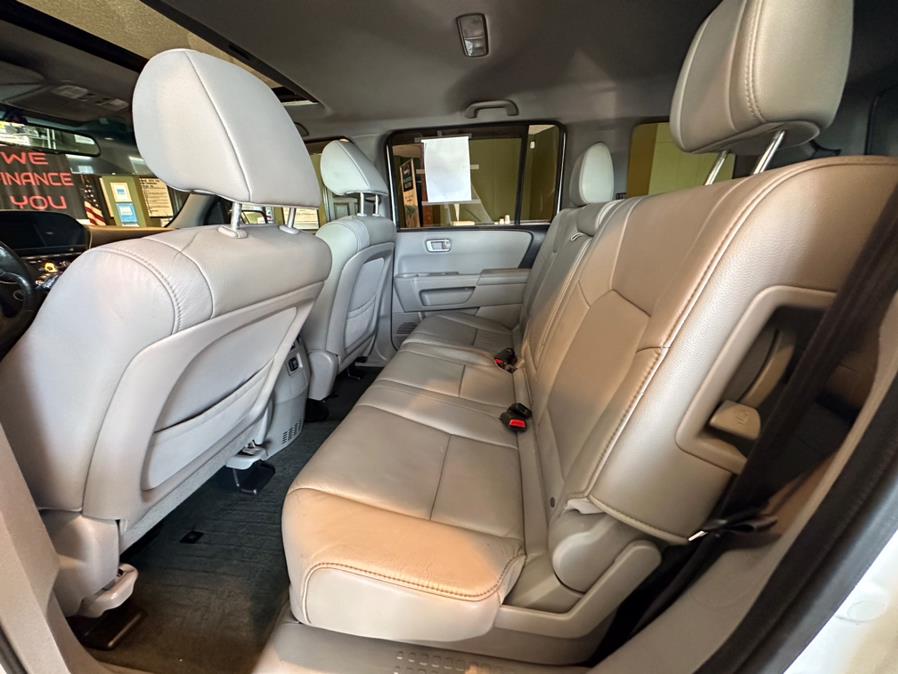 2015 Honda Pilot 4WD 4dr EX-L, available for sale in West Hartford, Connecticut | AutoMax. West Hartford, Connecticut 2015 Honda Pilot 4WD 4dr EX-L, available for sale in West Hartford, Connecticut | AutoMax. West Hartford, Connecticut