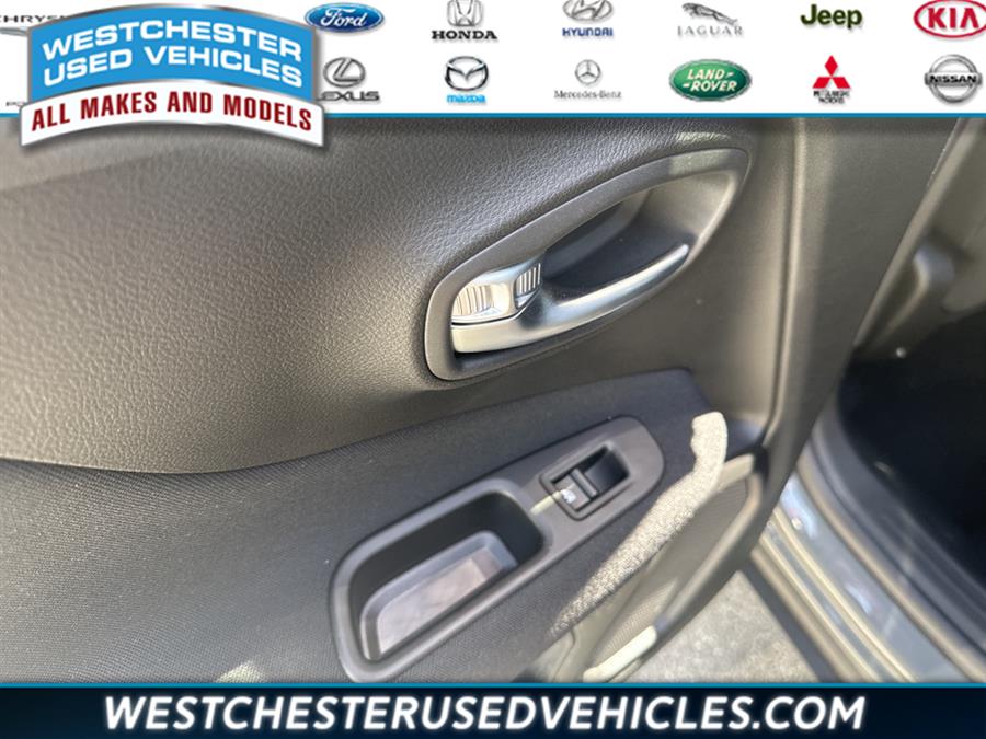 2021 Jeep Renegade Latitude, available for sale in White Plains, New York | Westchester Used Vehicles. White Plains, New York 2021 Jeep Renegade Latitude, available for sale in White Plains, New York | Westchester Used Vehicles. White Plains, New York