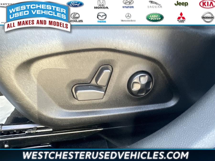 2021 Jeep Renegade Latitude, available for sale in White Plains, New York | Westchester Used Vehicles. White Plains, New York 2021 Jeep Renegade Latitude, available for sale in White Plains, New York | Westchester Used Vehicles. White Plains, New York