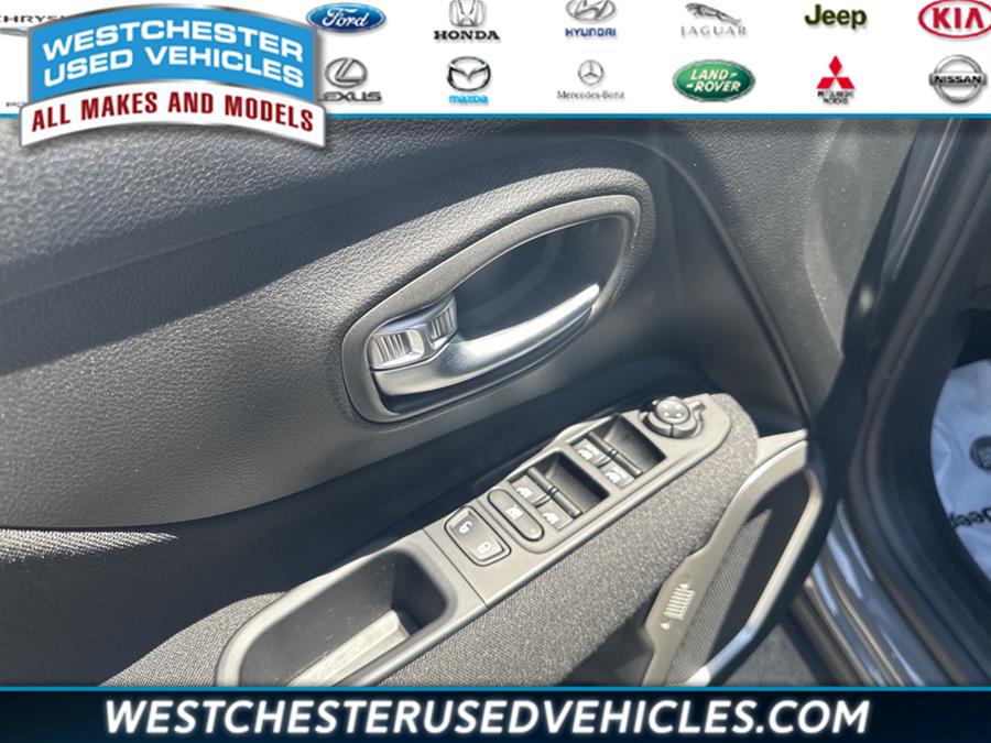 2021 Jeep Renegade Latitude, available for sale in White Plains, New York | Westchester Used Vehicles. White Plains, New York 2021 Jeep Renegade Latitude, available for sale in White Plains, New York | Westchester Used Vehicles. White Plains, New York