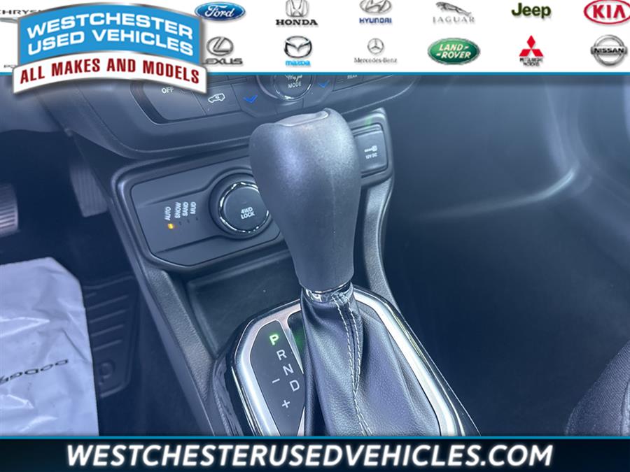 2021 Jeep Renegade Latitude, available for sale in White Plains, New York | Westchester Used Vehicles. White Plains, New York 2021 Jeep Renegade Latitude, available for sale in White Plains, New York | Westchester Used Vehicles. White Plains, New York