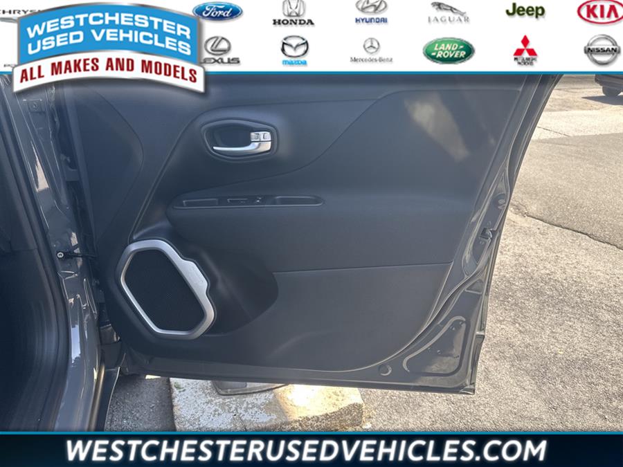 2021 Jeep Renegade Latitude, available for sale in White Plains, New York | Westchester Used Vehicles. White Plains, New York 2021 Jeep Renegade Latitude, available for sale in White Plains, New York | Westchester Used Vehicles. White Plains, New York