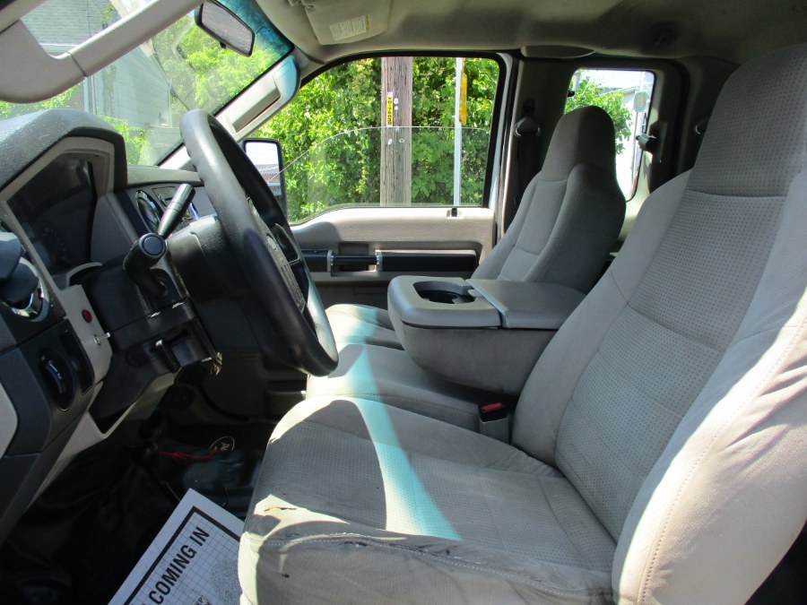 2008 Ford Super Duty F-550 DRW 4WD SuperCab 162" WB 60" CA XLT, available for sale in West Babylon, New York | New Gen Auto Group. West Babylon, New York 2008 Ford Super Duty F-550 DRW 4WD SuperCab 162" WB 60" CA XLT, available for sale in West Babylon, New York | New Gen Auto Group. West Babylon, New York