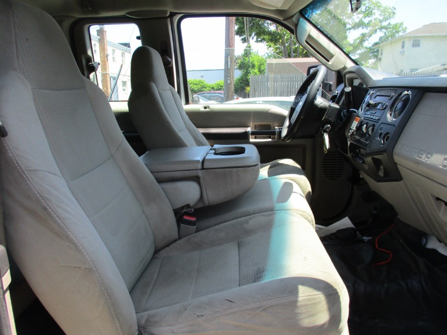 2008 Ford Super Duty F-550 DRW 4WD SuperCab 162" WB 60" CA XLT, available for sale in West Babylon, New York | New Gen Auto Group. West Babylon, New York 2008 Ford Super Duty F-550 DRW 4WD SuperCab 162" WB 60" CA XLT, available for sale in West Babylon, New York | New Gen Auto Group. West Babylon, New York
