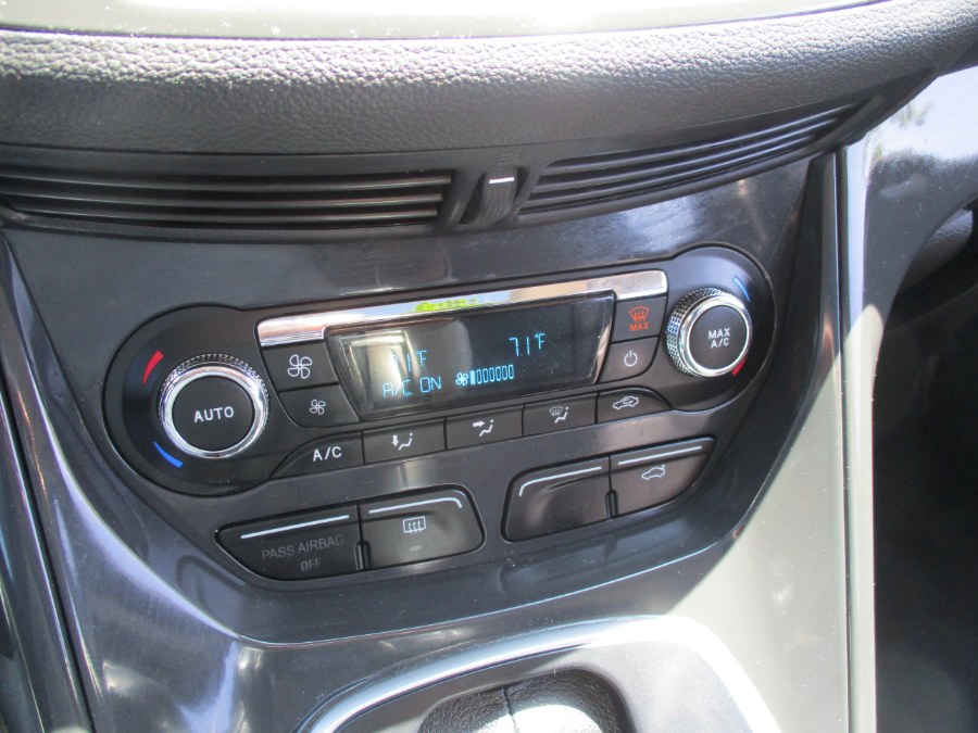2014 Ford Escape 4WD 4dr Titanium, available for sale in West Babylon, New York | New Gen Auto Group. West Babylon, New York 2014 Ford Escape 4WD 4dr Titanium, available for sale in West Babylon, New York | New Gen Auto Group. West Babylon, New York